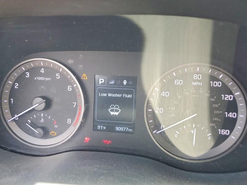 57412716 :رقم المزاد ، KM8J33A4XJU663418 vin ، 2018 Hyundai Tucson مزاد بيع
