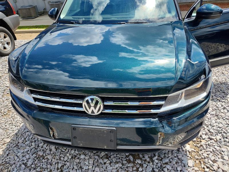 57967766 :رقم المزاد ، 3VV2B7AX0JM066622 vin ، 2018 Volkswagen Tiguan مزاد بيع