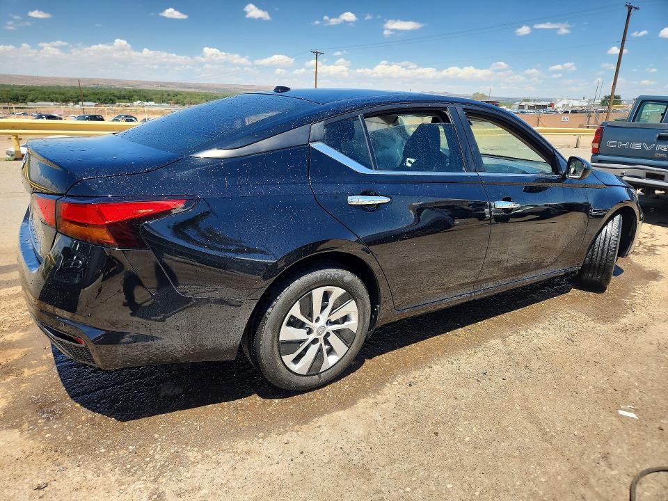 59114546 :رقم المزاد ، 1N4BL4BVXSN318557 vin ، 2025 Nissan Altima مزاد بيع
