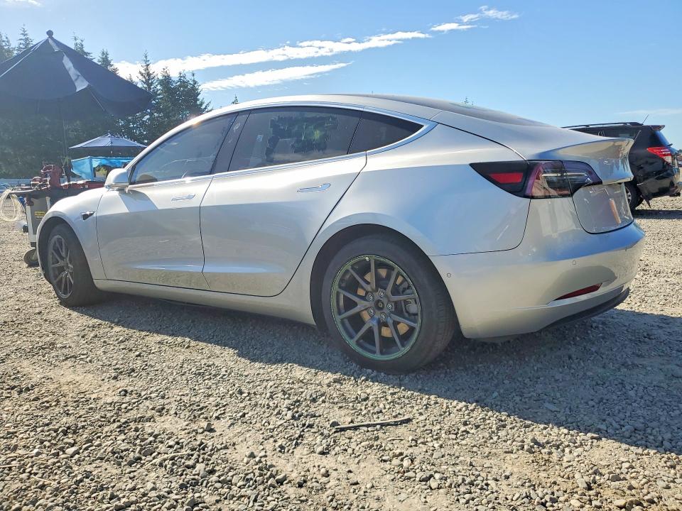 2018 Tesla Model 3 მანქანა იყიდება აუქციონზე, vin: 5YJ3E1EA7JF041587, აუქციონის ნომერი: 57517076