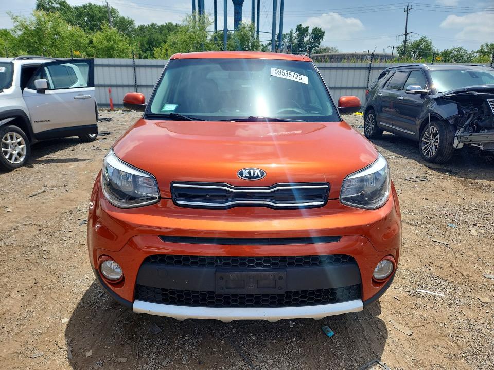 59535726 :رقم المزاد ، KNDJP3A52J7565662 vin ، 2018 Kia Soul مزاد بيع