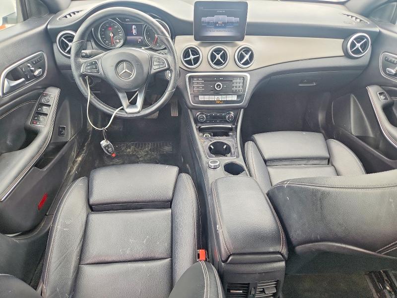 57516676 :رقم المزاد ، WDDSJ4EB2KN752236 vin ، 2019 Mercedes-benz Cla مزاد بيع