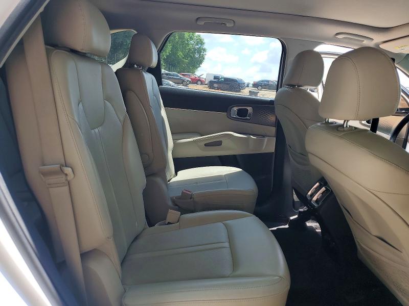 55332126 :رقم المزاد ، 5XYRKDLF7MG057272 vin ، 2021 Kia Sorento مزاد بيع