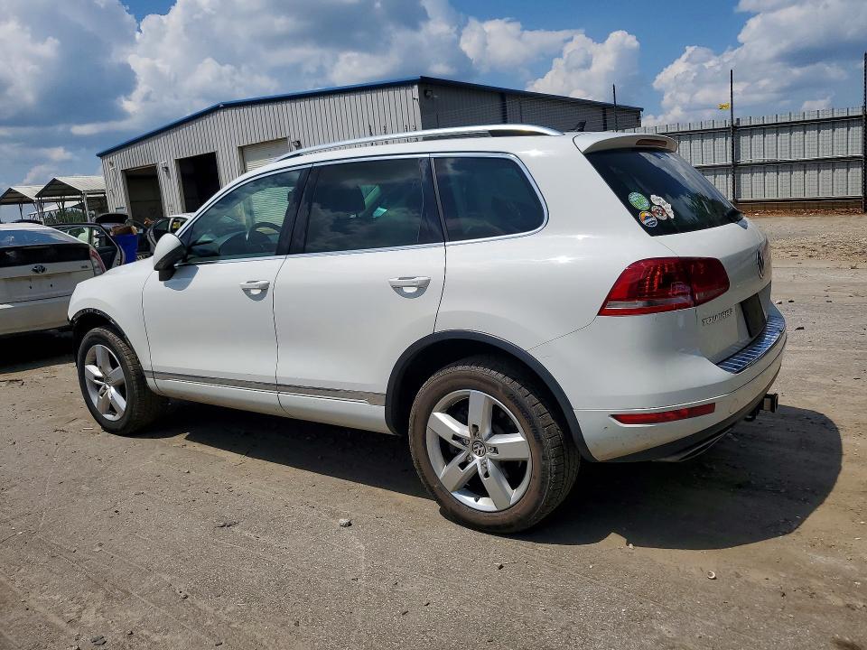 56712986 :رقم المزاد ، WVGEP9BP9ED008674 vin ، 2014 Volkswagen Touareg مزاد بيع
