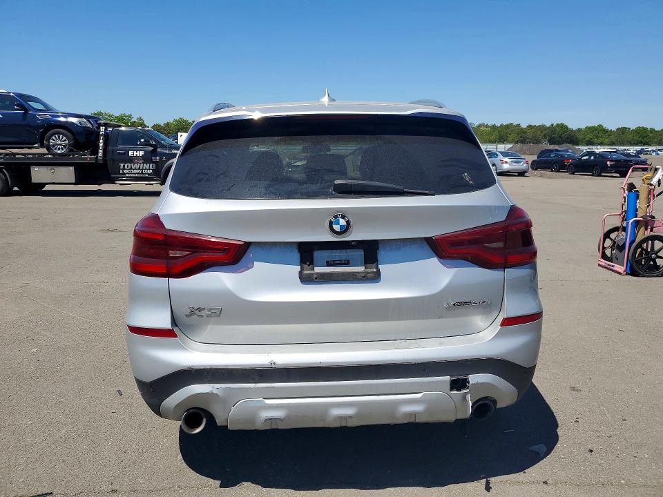 55150076 :رقم المزاد ، 5UXTR9C50JLD72423 vin ، 2018 Bmw X3 مزاد بيع