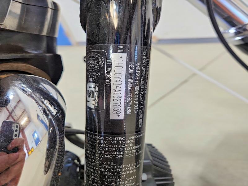 57659566 :رقم المزاد ، 1HD1GY414AC327839 vin ، 2010 Harley-davidson Fxdf مزاد بيع