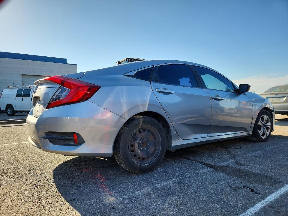2017 Honda Civic მანქანა იყიდება აუქციონზე, vin: 2HGFC2F59HH530315, აუქციონის ნომერი: 57390406