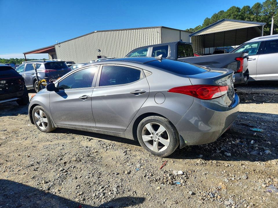 2013 Hyundai Elantra მანქანა იყიდება აუქციონზე, vin: 5NPDH4AE8DH404684, აუქციონის ნომერი: 57120776