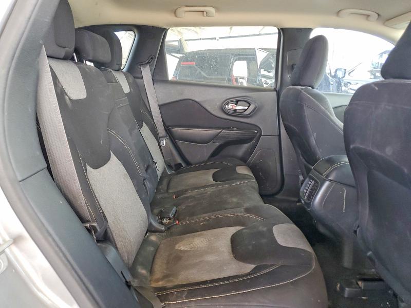 56861956 :رقم المزاد ، 1C4PJLCS7EW300861 vin ، 2014 Jeep Cherokee مزاد بيع