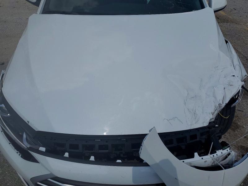 Продаж на аукціоні авто 2018 Hyundai Elantra, vin: 5NPD84LF3JH217001, номер лоту: 55815816