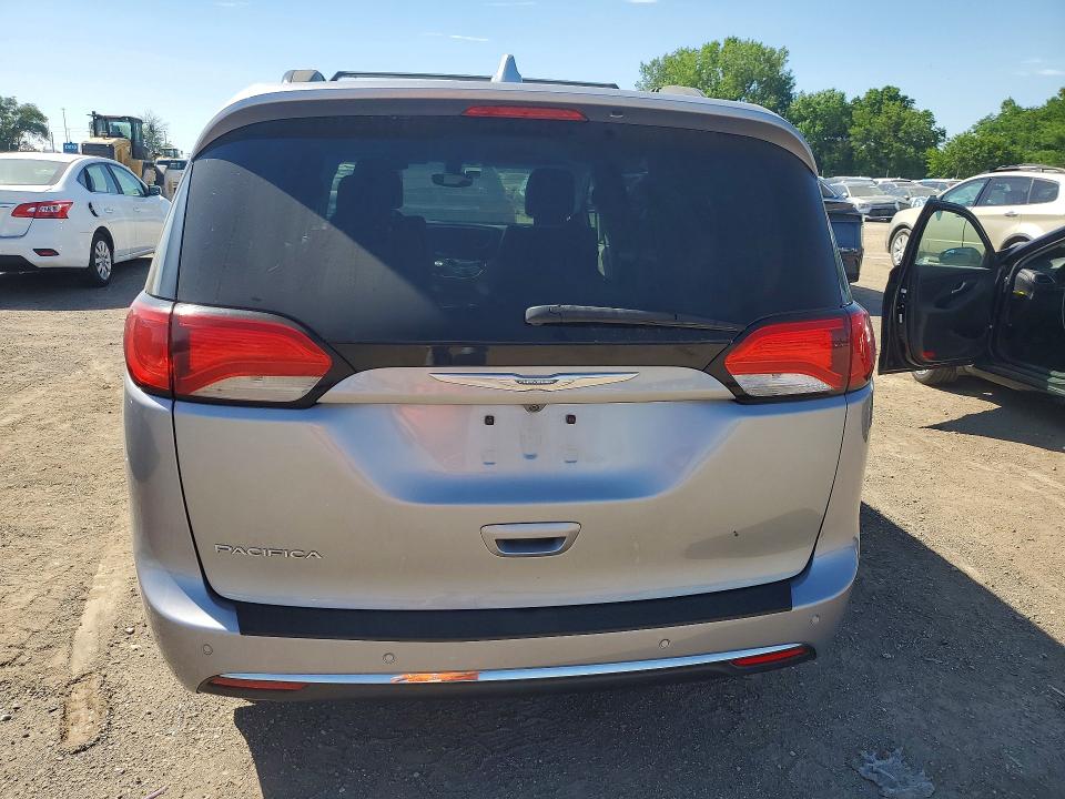 Продажа на аукционе авто 2017 Chrysler Pacifica, vin: 2C4RC1BG4HR540614, номер лота: 55706446