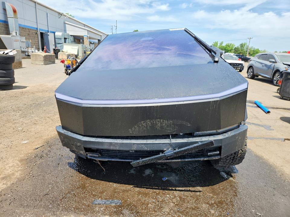 Продажа на аукционе авто 2024 Tesla Cybertruck, vin: 7G2CEHEE9RA034190, номер лота: 56243806