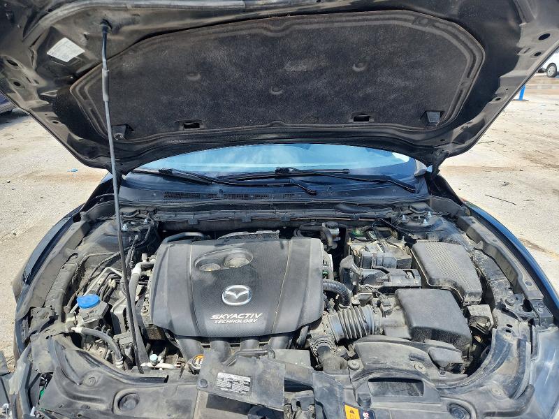 2015 Mazda 3 4d I Spt მანქანა იყიდება აუქციონზე, vin: JM1GJ1W59F1190016, აუქციონის ნომერი: 56484506