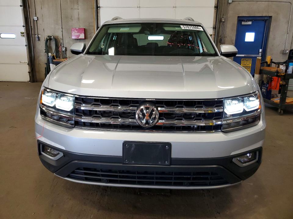 2018 Volkswagen Atlas მანქანა იყიდება აუქციონზე, vin: 1V2MR2CA5JC596888, აუქციონის ნომერი: 57875986