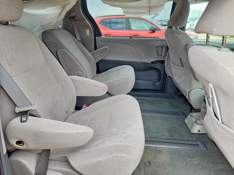 Продажа на аукционе авто 2017 Toyota Sienna, vin: 5TDJZ3DC5HS183808, номер лота: 55892976