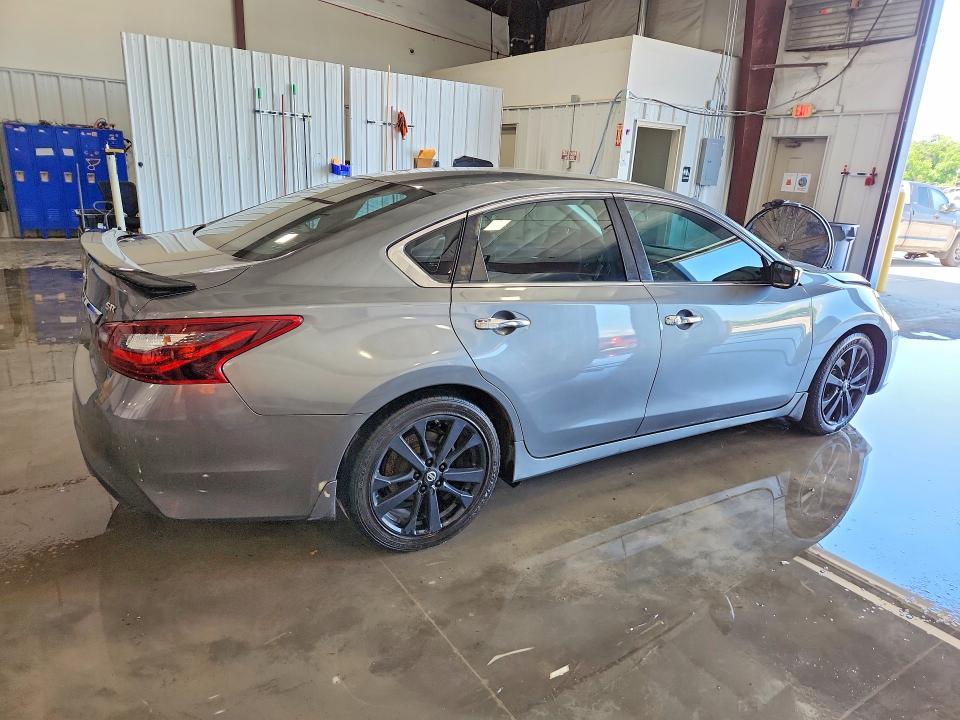 54921376 :رقم المزاد ، 1N4AL3APXHC177809 vin ، 2017 Nissan Altima مزاد بيع