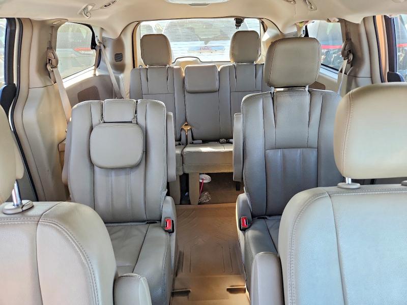 2015 Chrysler Town & Country მანქანა იყიდება აუქციონზე, vin: 2C4RC1BG2FR695613, აუქციონის ნომერი: 55693356