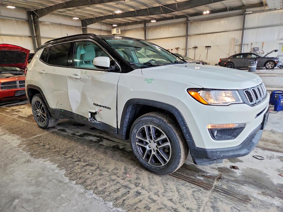 2019 Jeep Compass მანქანა იყიდება აუქციონზე, vin: 3C4NJDBB3KT599264, აუქციონის ნომერი: 54714446