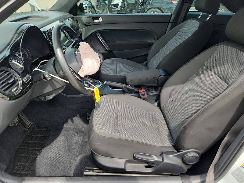 Продаж на аукціоні авто 2018 Volkswagen Beetle, vin: 3VWFD7AT6JM702853, номер лоту: 58380826