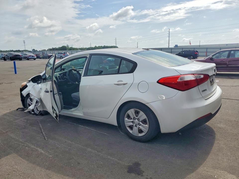 57455346 :رقم المزاد ، KNAFX4A64F5261558 vin ، 2015 Kia Forte مزاد بيع