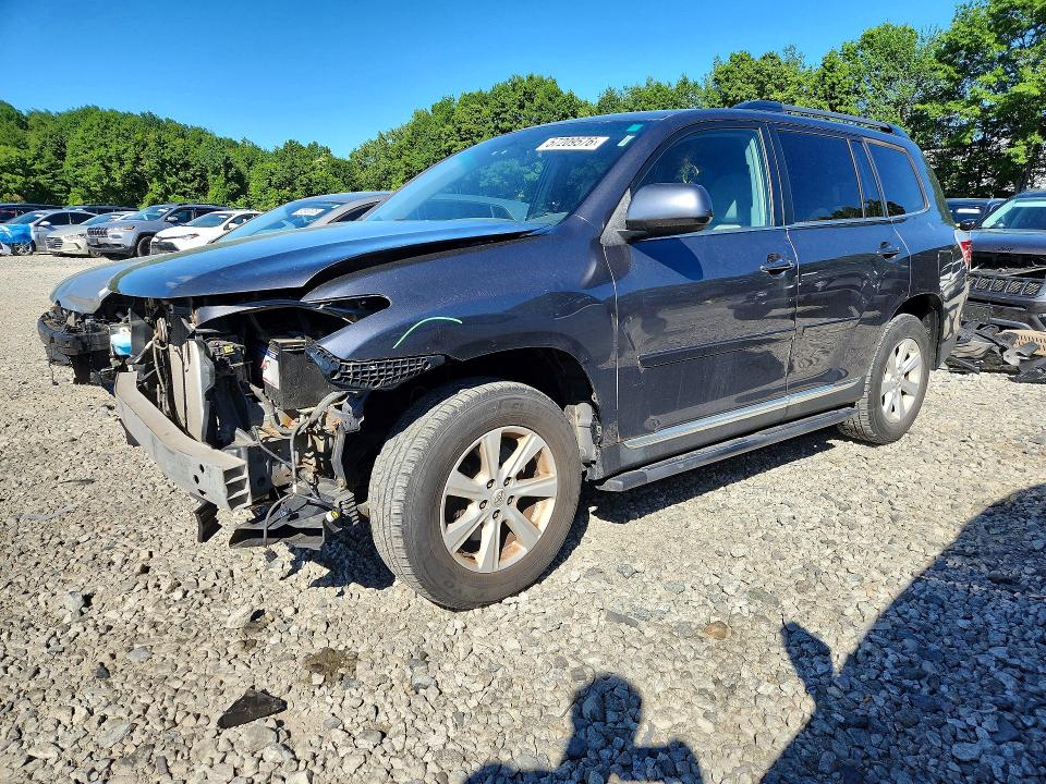 57209576 :رقم المزاد ، 5TDBK3EH8DS197361 vin ، 2013 Toyota Highlander مزاد بيع