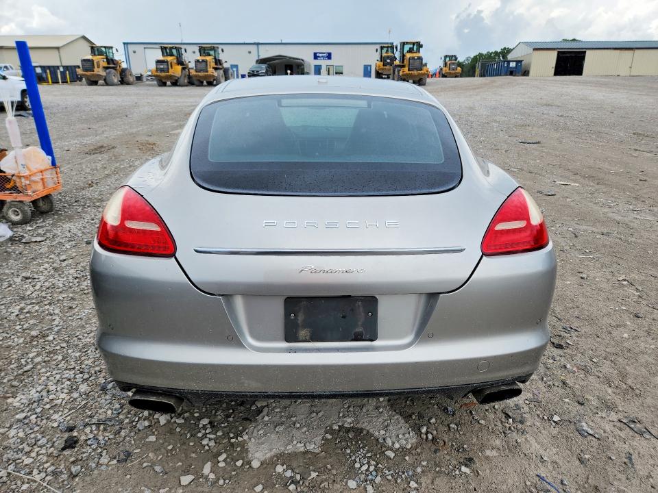 57211606 :رقم المزاد ، WP0AA2A73BL010466 vin ، 2011 Porsche Panamera مزاد بيع