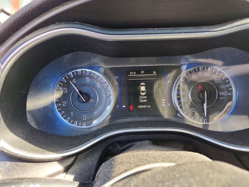 Продаж на аукціоні авто 2015 Chrysler 200, vin: 1C3CCCABXFN688076, номер лоту: 55737326