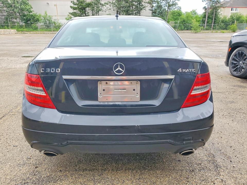 2013 Mercedes-benz C მანქანა იყიდება აუქციონზე, vin: WDDGF8ABXDR277368, აუქციონის ნომერი: 56484316