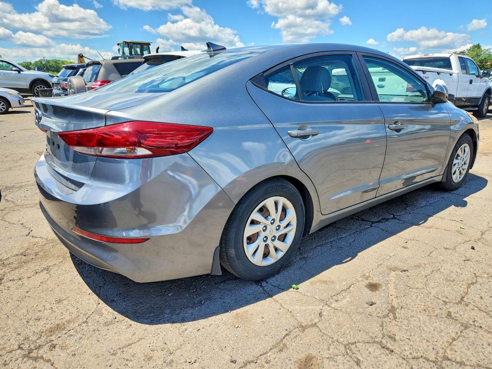 Auction sale of the 2017 Hyundai Elantra, vin: KMHD74LF7HU371144, lot number: 57995726