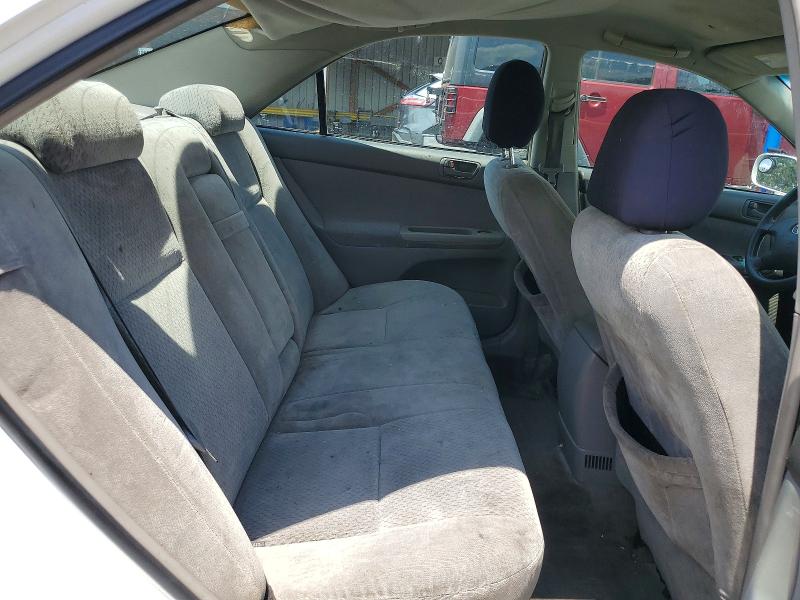 58623086 :رقم المزاد ، 4T1BE32K14U323915 vin ، 2004 Toyota Camry مزاد بيع