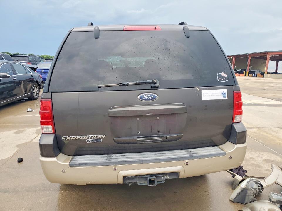 2006 Ford Expedition მანქანა იყიდება აუქციონზე, vin: 1FMFU17516LA76657, აუქციონის ნომერი: 55705586