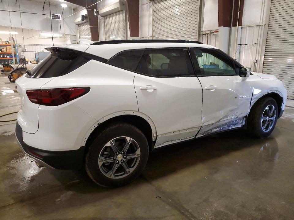 Продажа на аукционе авто 2025 Chevrolet Blazer, vin: 3GNKBJRS3SS105468, номер лота: 56162126
