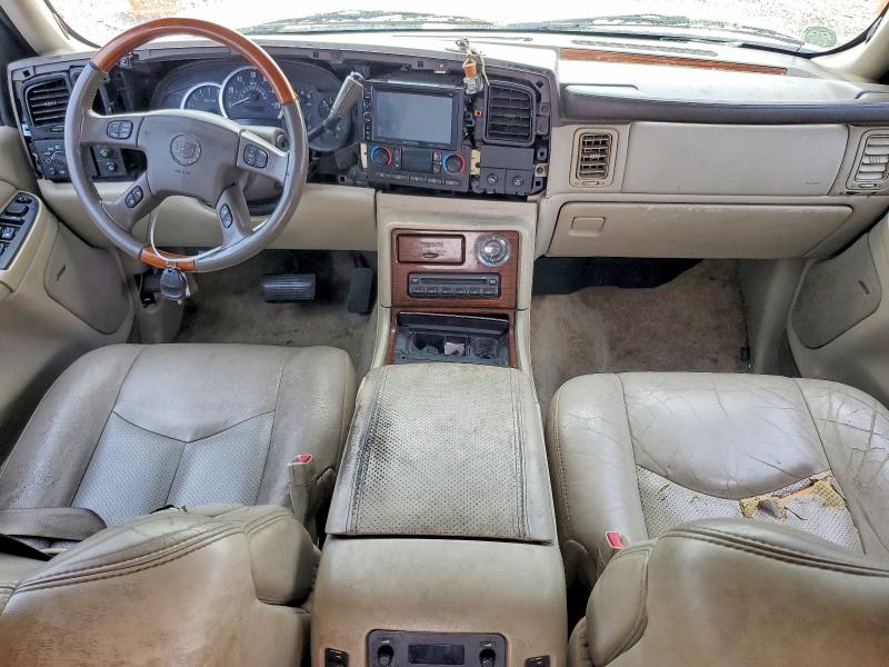 2003 Cadillac Escalade მანქანა იყიდება აუქციონზე, vin: 1GYEC63T73R319718, აუქციონის ნომერი: 57247416