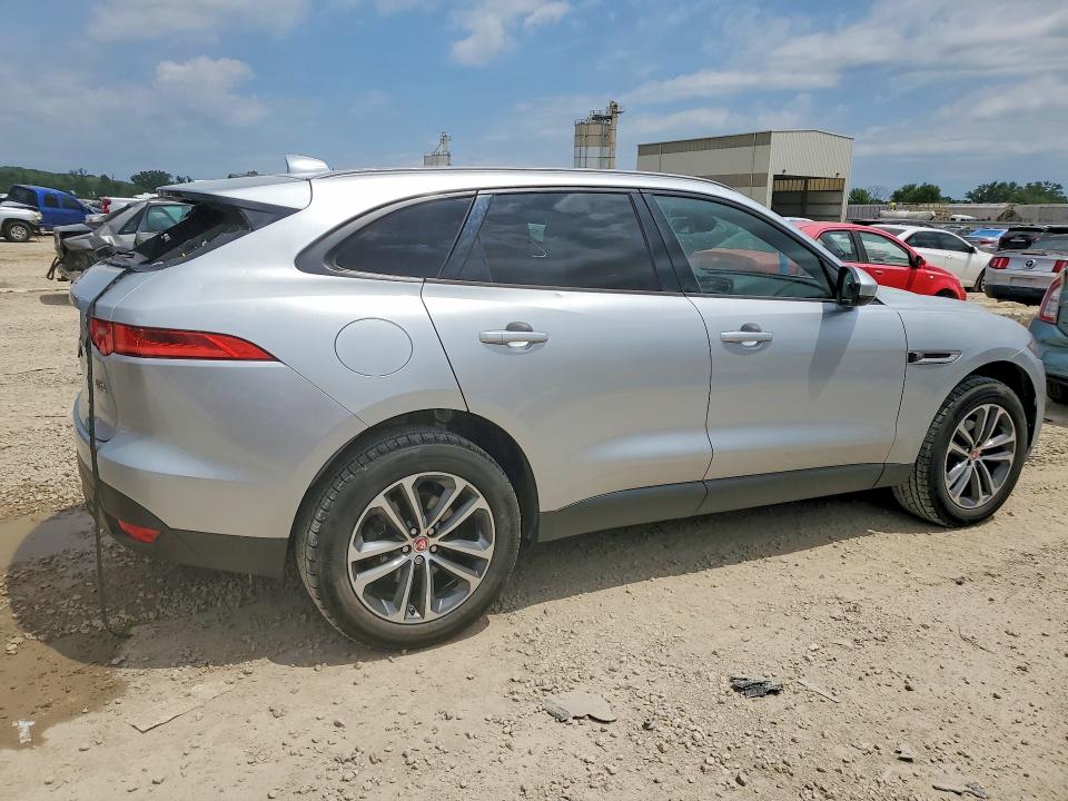2018 Jaguar F-pace მანქანა იყიდება აუქციონზე, vin: SADCJ2FX8JA266005, აუქციონის ნომერი: 55892056