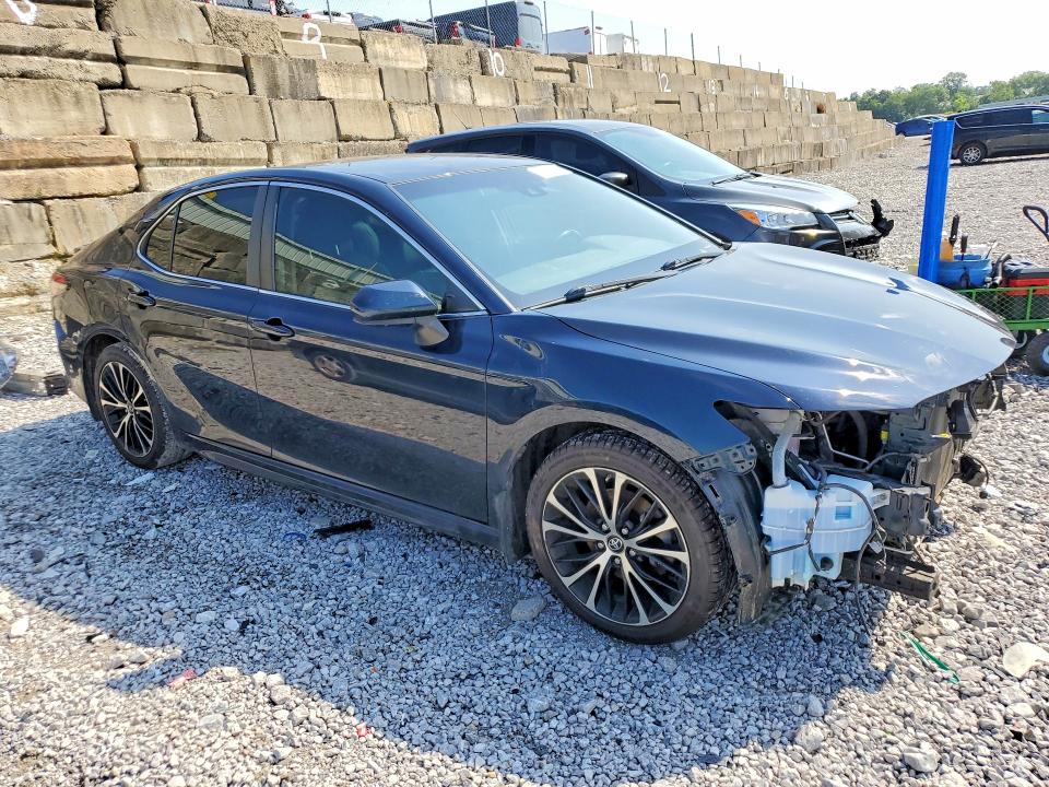 2018 Toyota Camry მანქანა იყიდება აუქციონზე, vin: 4T1B11HK4JU554343, აუქციონის ნომერი: 59079926