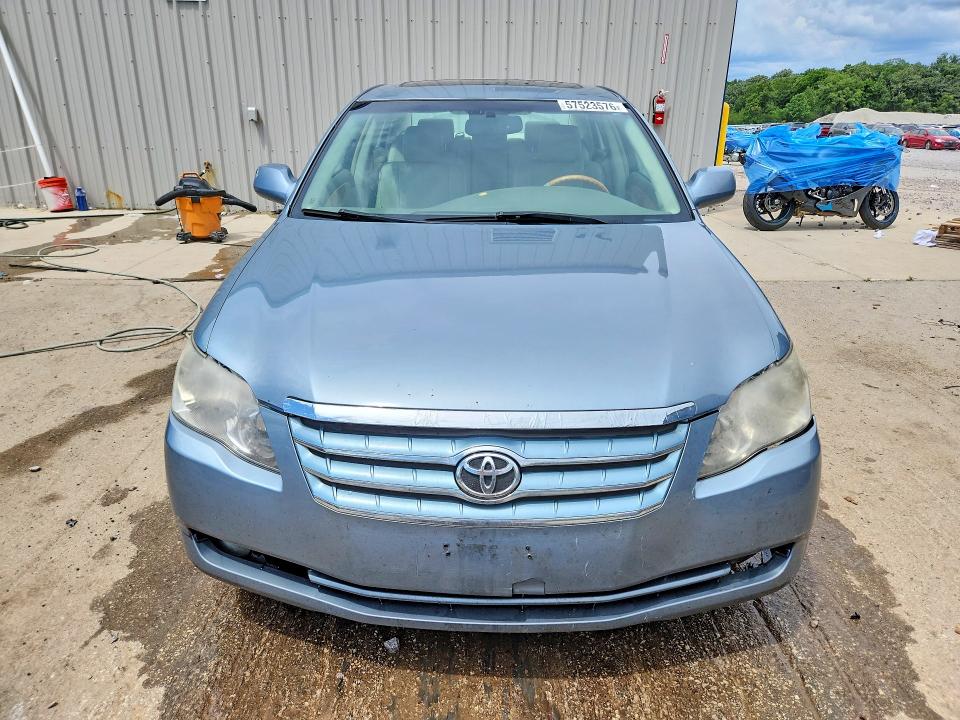 57523576 :رقم المزاد ، 4T1BK36B27U203743 vin ، 2007 Toyota Avalon مزاد بيع