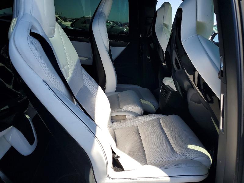 2016 Tesla Model X მანქანა იყიდება აუქციონზე, vin: 5YJXCAE23GF003279, აუქციონის ნომერი: 55218596