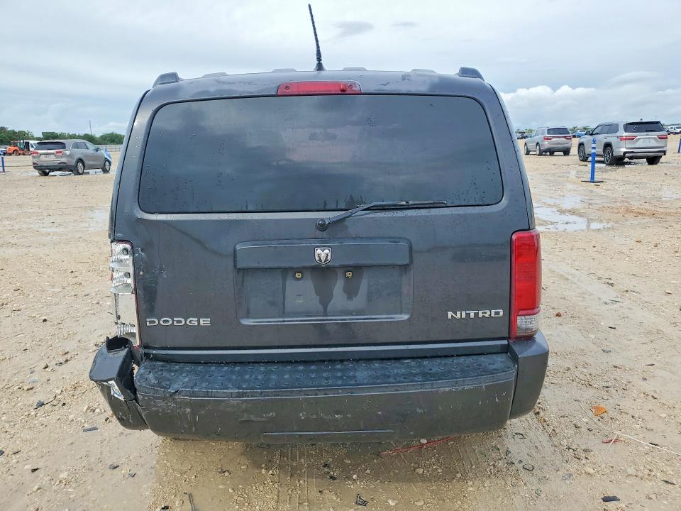 56430526 :رقم المزاد ، 1D4PT4GK5BW528995 vin ، 2011 Dodge Nitro مزاد بيع