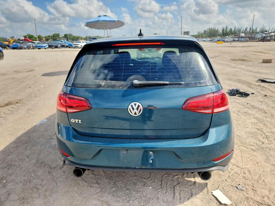 2018 Volkswagen Gti მანქანა იყიდება აუქციონზე, vin: 3VW547AU2JM293223, აუქციონის ნომერი: 58147716