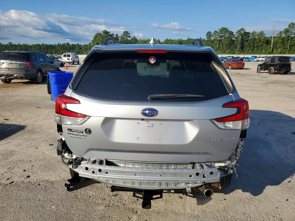 58259486 :رقم المزاد ، JF2SKAUC5KH583023 vin ، 2019 Subaru Forester مزاد بيع