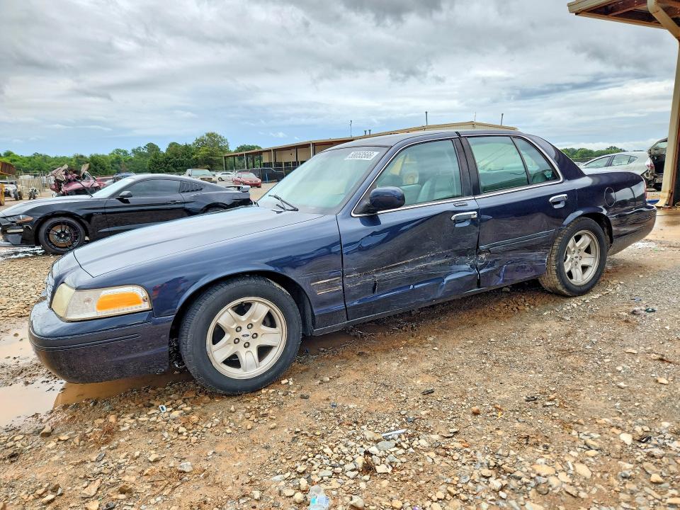 Aukcja sprzedaży 2002 Ford Crown Victoria, vin: 2FAFP74W22X144351, numer aukcji: 58053566