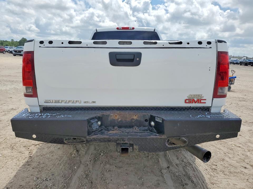 55449766 :رقم المزاد ، 1GTHK236X8F187734 vin ، 2008 Gmc Sierra مزاد بيع