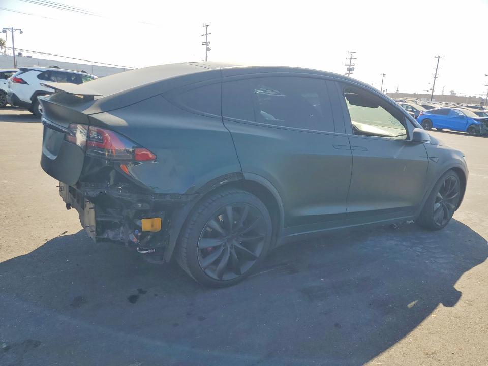 2016 Tesla Model X მანქანა იყიდება აუქციონზე, vin: 5YJXCAE21GF015625, აუქციონის ნომერი: 56080216