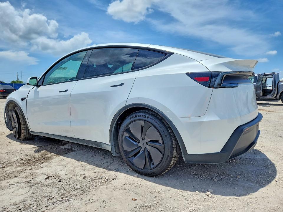 Продажа на аукционе авто 2026 Tesla Model Y, vin: 7SAYGDED1TA474532, номер лота: 57440486