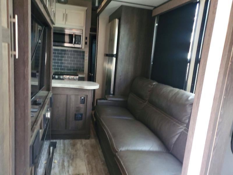57396116 :رقم المزاد ، 4YDF42331KR800771 vin ، 2019 Keystone Raptor مزاد بيع