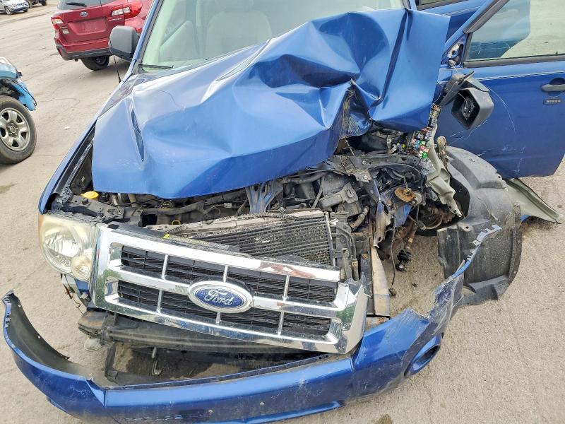 2008 Ford Escape მანქანა იყიდება აუქციონზე, vin: 1FMCU93128KC92854, აუქციონის ნომერი: 56872986