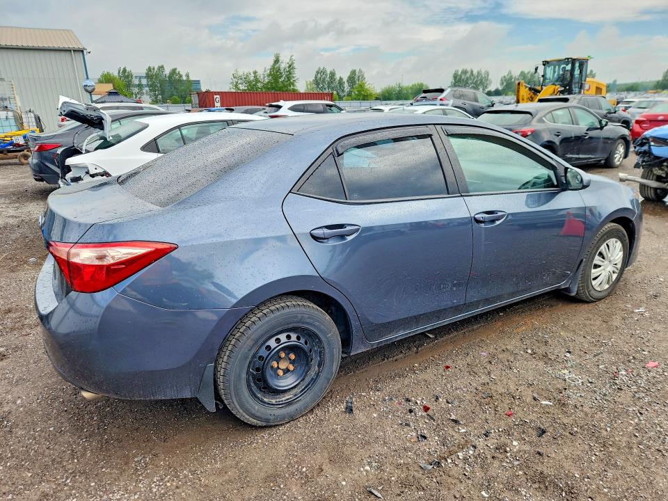 Продажа на аукционе авто 2018 Toyota Corolla, vin: 2T1BURHE1JC082832, номер лота: 57486196