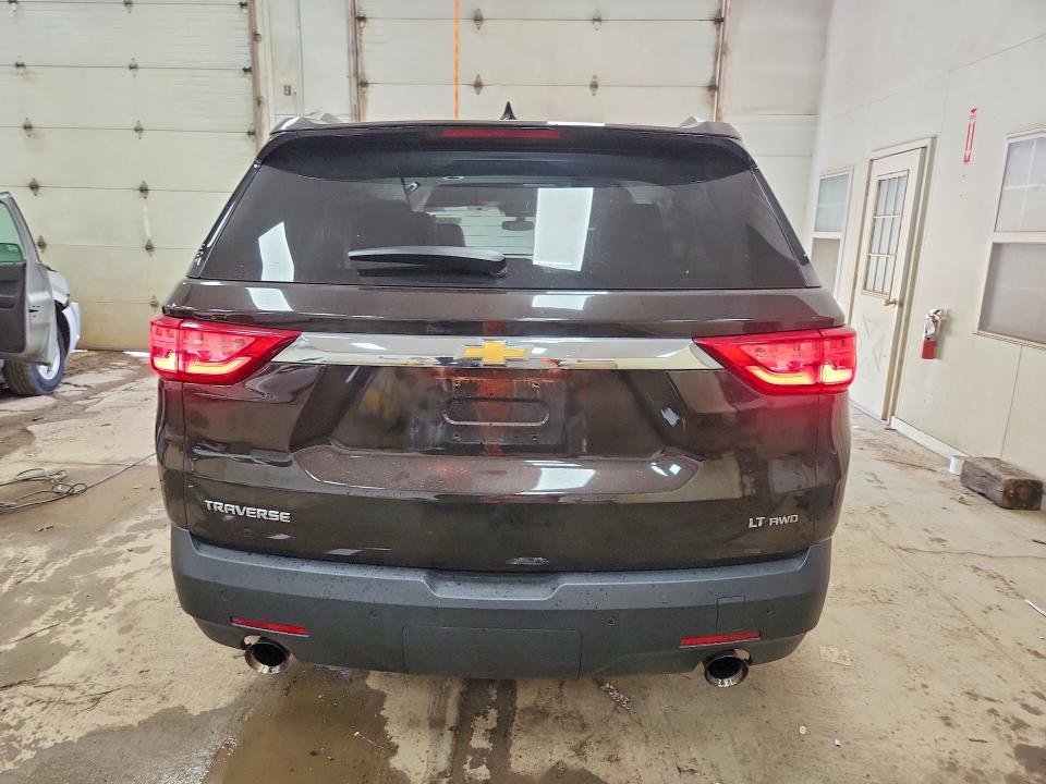 Продаж на аукціоні авто 2018 Chevrolet Traverse, vin: 1GNEVGKW9JJ178879, номер лоту: 58640056