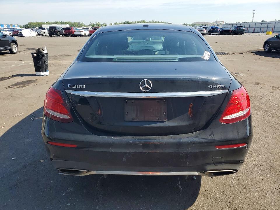 Продажа на аукционе авто 2018 Mercedes-benz E, vin: WDDZF4KB6JA480171, номер лота: 55587116
