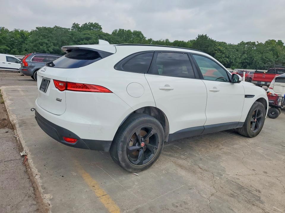 55632996 :رقم المزاد ، SADCK2BN8HA097194 vin ، 2017 Jaguar F-pace مزاد بيع